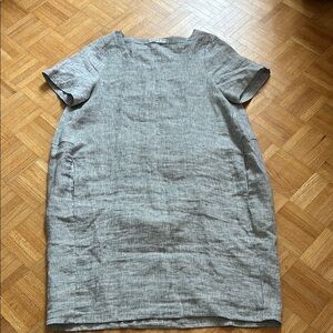 Mes Soeurs & Moi Gray Short Sleeve Dress
